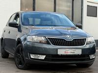 Skoda Rapid Spaceback Active KLIMA! PDC! TÜV01.2027!