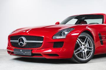 صورة 8 لـ 2011 Mercedes-BENZ SLS AMG