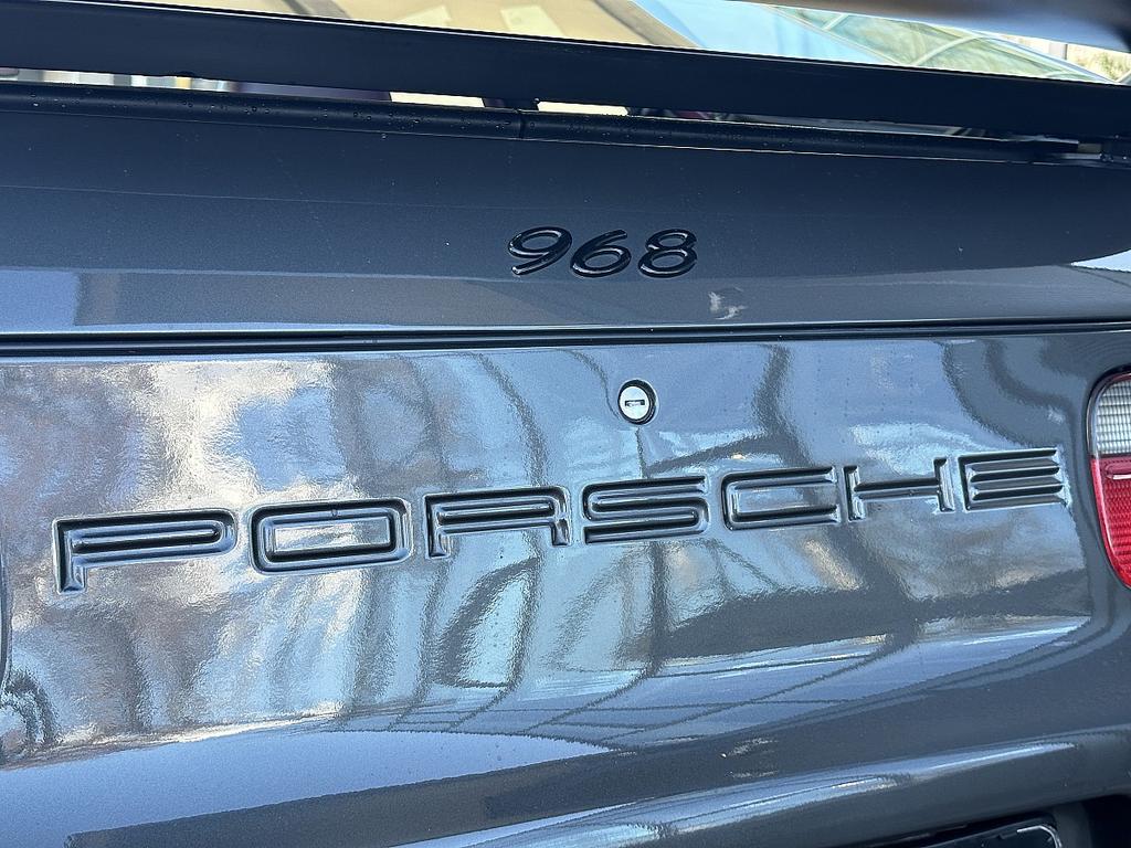 Porsche 968
