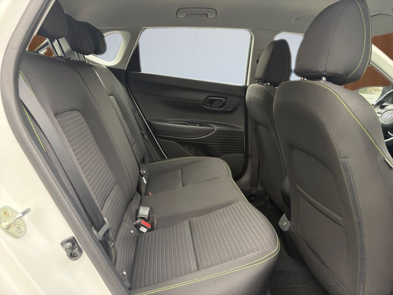 Fahrzeugabbildung Hyundai i20 INTRO USB*SPURH*DAB*ZV*