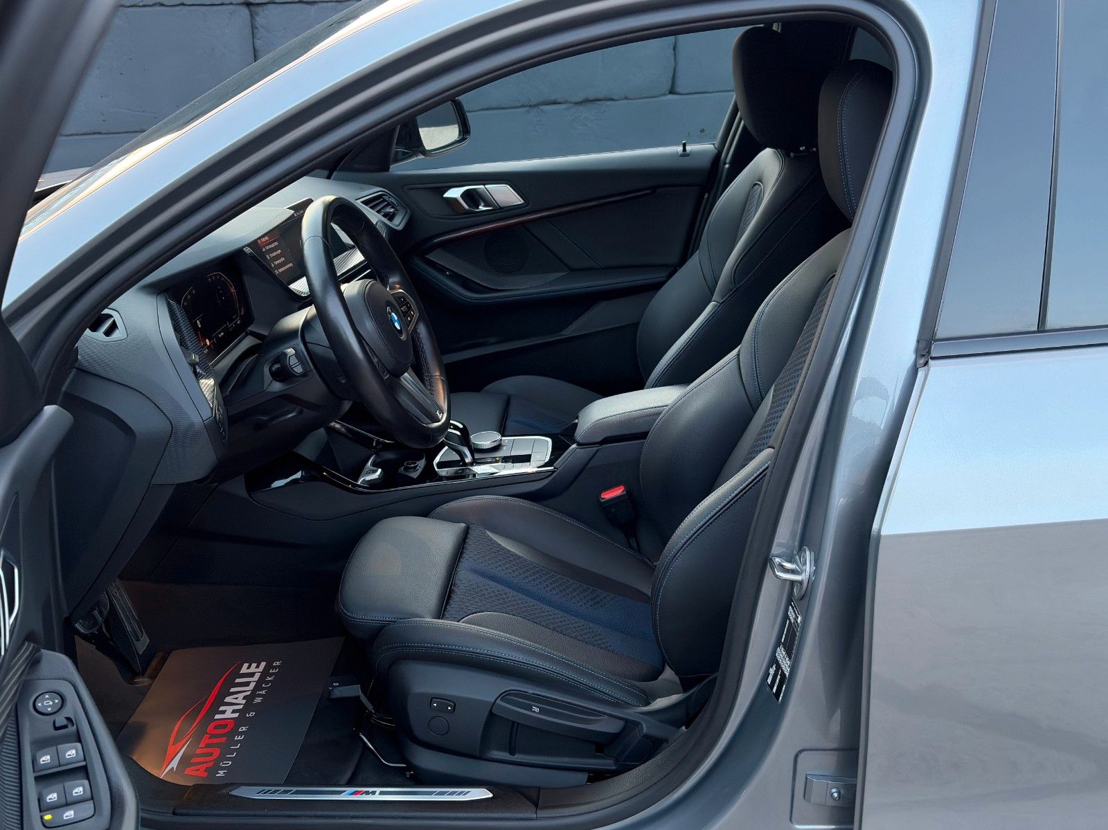 Fahrzeugabbildung BMW 118i Aut. M Sport Tempomat CarPlay SHZ LED PDC