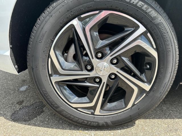 Fahrzeugabbildung Hyundai i30 Edition 30 Apple CarPlay Android Auto Mehrzo