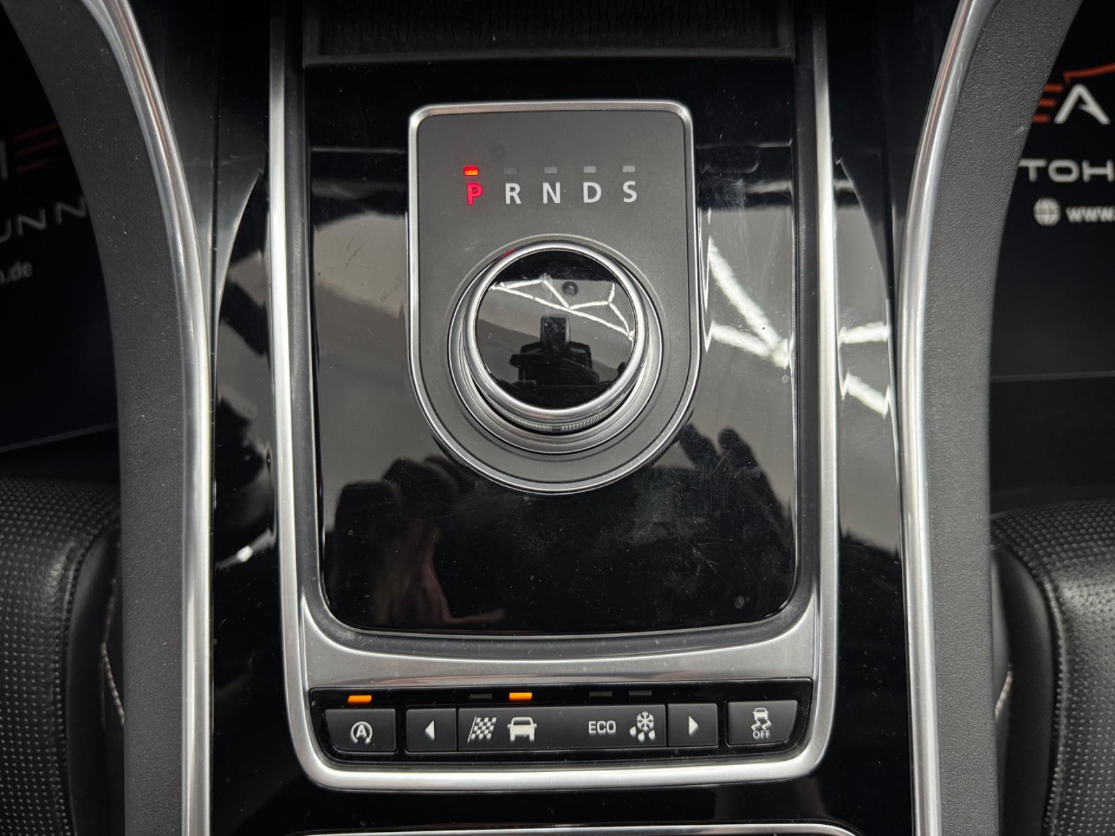 Jaguar XF S 3.0 V6 Compresseur 381 ch BVA / Meridian / Cuir / Caméra de recul / Jantes 20"
