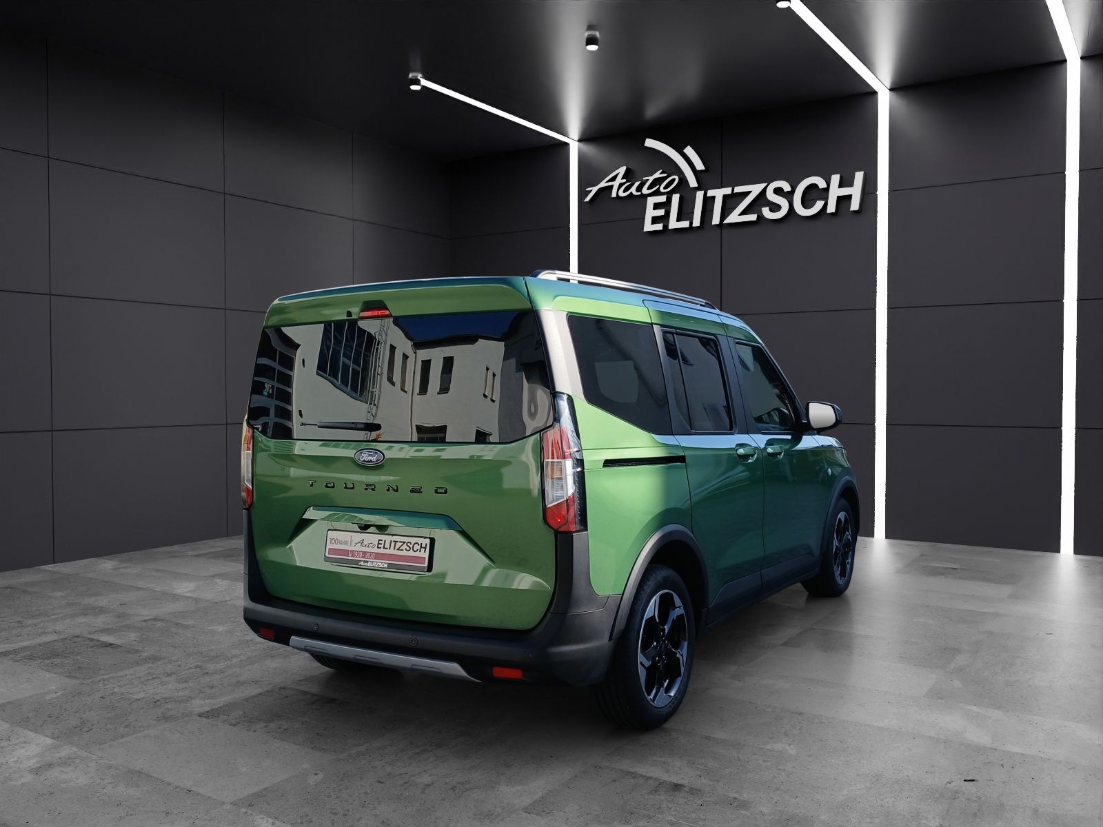 Fahrzeugabbildung Ford Tourneo Courier 1.0 EcoBoost Active Navi ACC RFK