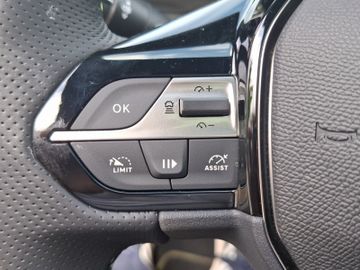 Peugeot 408 GT PT 130 Navi+SD+360°+SHZ+Carplay+LM+LED