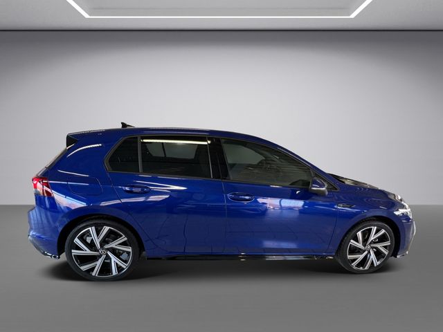 Golf VIII R-Line 1.5 eTSI DSG