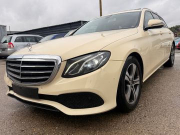 Mercedes E 220 - 2