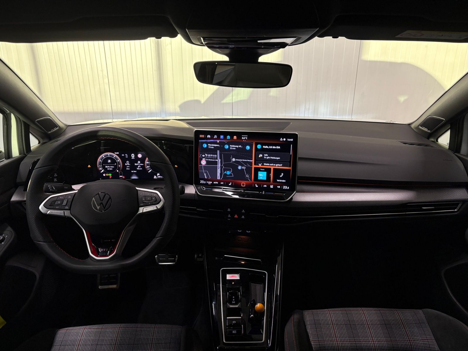 Golf VIII GTI 2.0 TSI DSG NAVI LED-PLUS SOUNDSYS