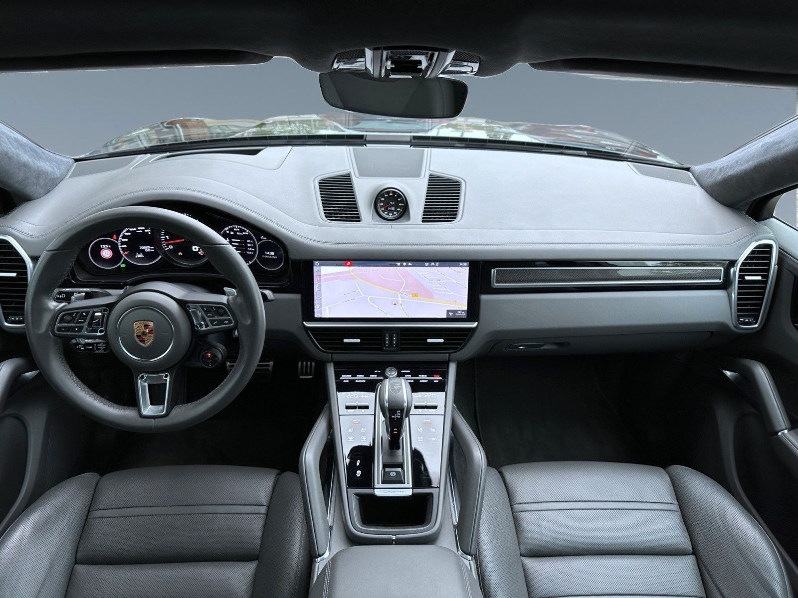 Fahrzeugabbildung Porsche Cayenne Coupe Turbo*SP-Chrono*Pano*HuD*Soft*22"*