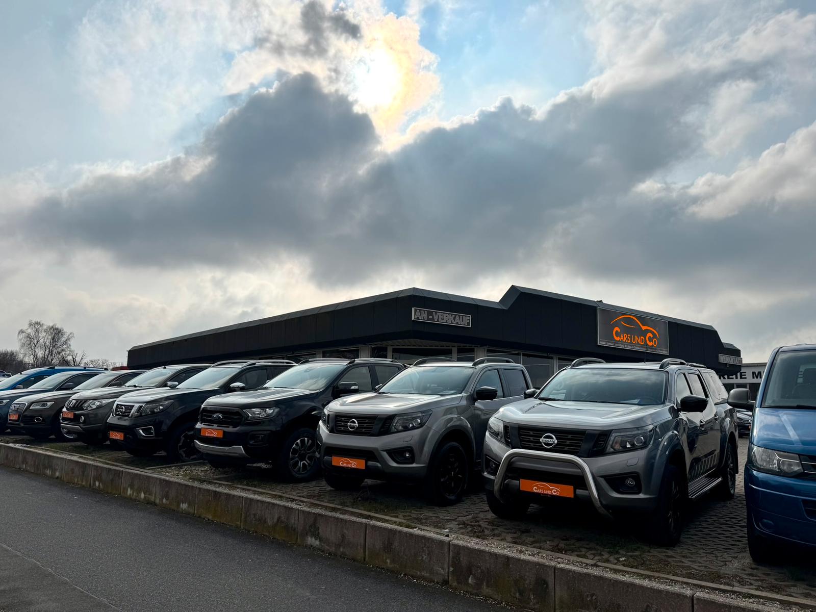 showroom-image-main