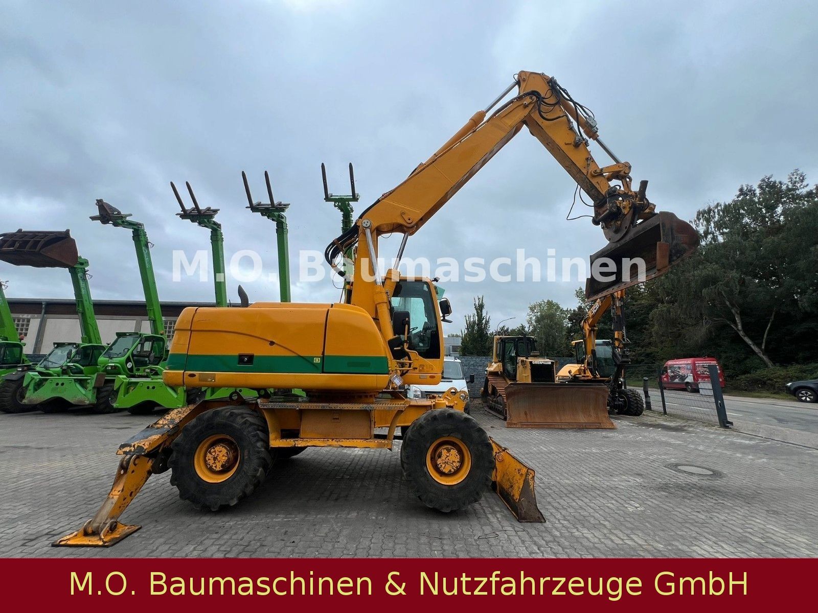 Fahrzeugabbildung CAT CATERPILLAR M 316 D