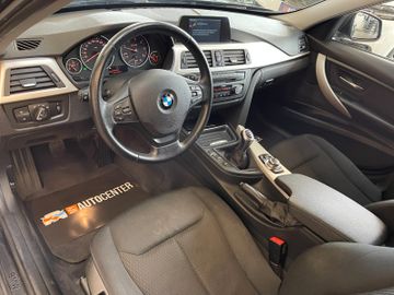 BMW 320d xDrive *NAVI*PDC*SZHZ*BI-XENON*