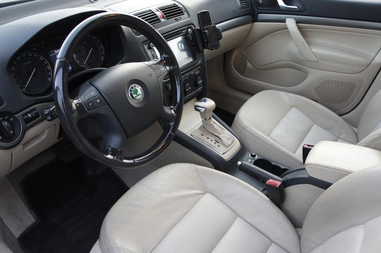 Skoda Octavia 2006 — photo 8