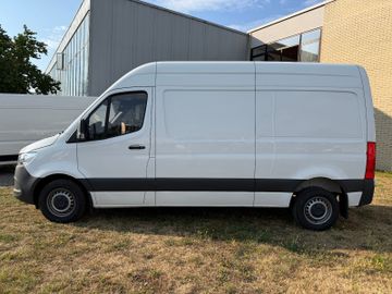 Mercedes Sprinter - 11