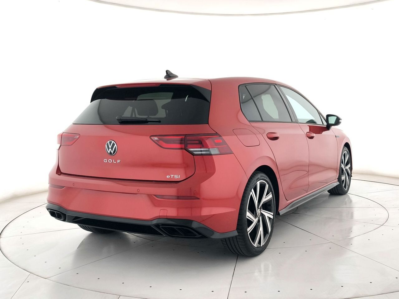 Volkswagen Golf 1.5 eTSI 130 CV EVO ACT DSG R-Li imagem 3