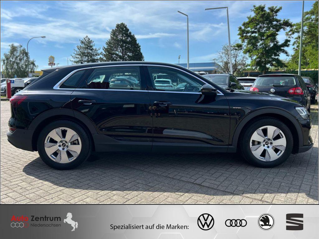 Audi e-tron quattro AZN-Haus-Förderung* StandHz Luftf, миниатюра 4