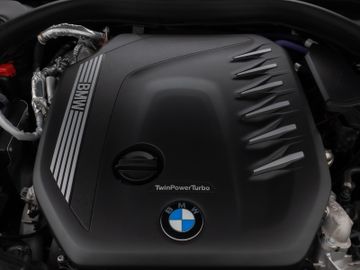 Fahrzeugabbildung BMW 530d xDr Tour Luxury Line ACC H/K Panorama DAB