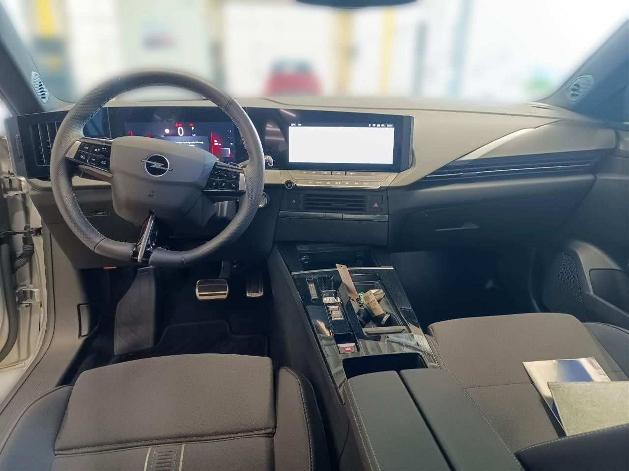 Fahrzeugabbildung Opel Astra L Sports Tourer 1.2 Turbo GS 360,LED,Navi