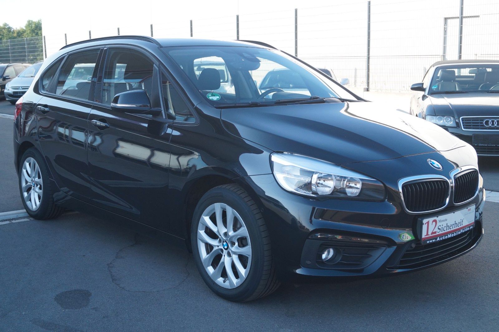 Fahrzeugabbildung BMW 218i  Active Tourer *Automatik