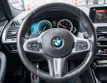 Fahrzeugabbildung BMW X3 30d xDrive M-Sport HUD|LED|AMBI|KAMERA|HiFi