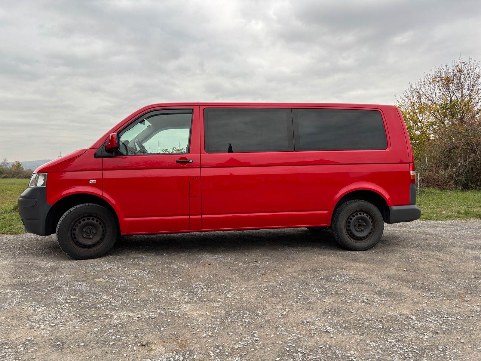 Volkswagen T5 Kombi