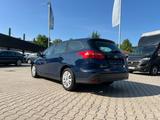 Ford Focus Turnier 1.5 TDCi Business *Navi sitzh. AHK - Ford Focus: Turnier Tdci