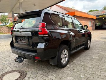 Toyota Land Cruiser - 6