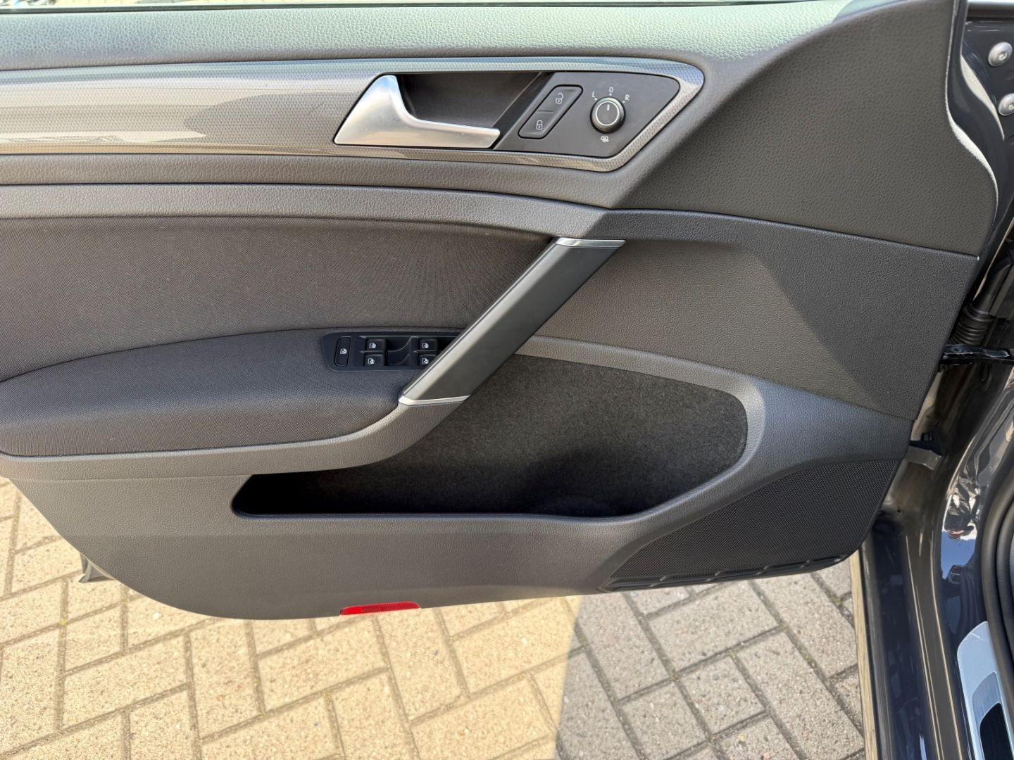 VW Golf VII Join Start-Stopp 1.6 TDI AHK Carplay  B - Image 11