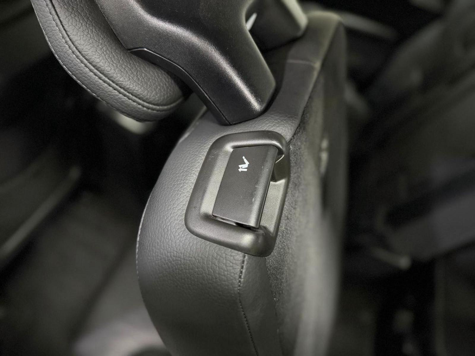 Volvo XC90 T8 Plug-In Hybrid AWD 1.Hand|7 Sitze|Leder