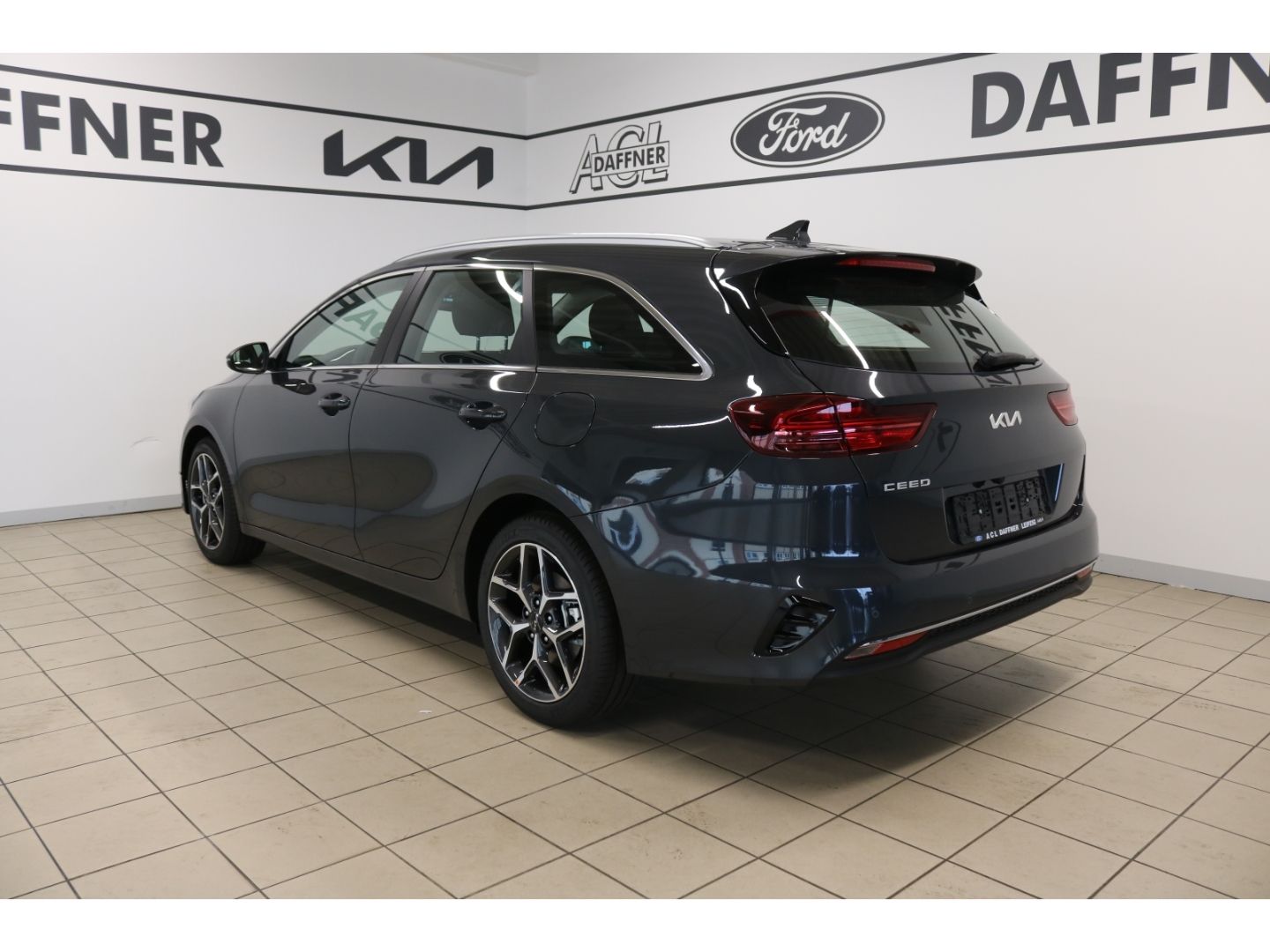 Fahrzeugabbildung Kia Ceed_sw 1,5 T-GDI DCT Spirit  el. Heckklappe DAB