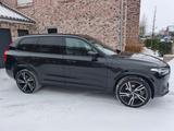 Volvo XC90 AWD B5 R-Design Black Edition Pano AHK - Volvo XC90: Edition