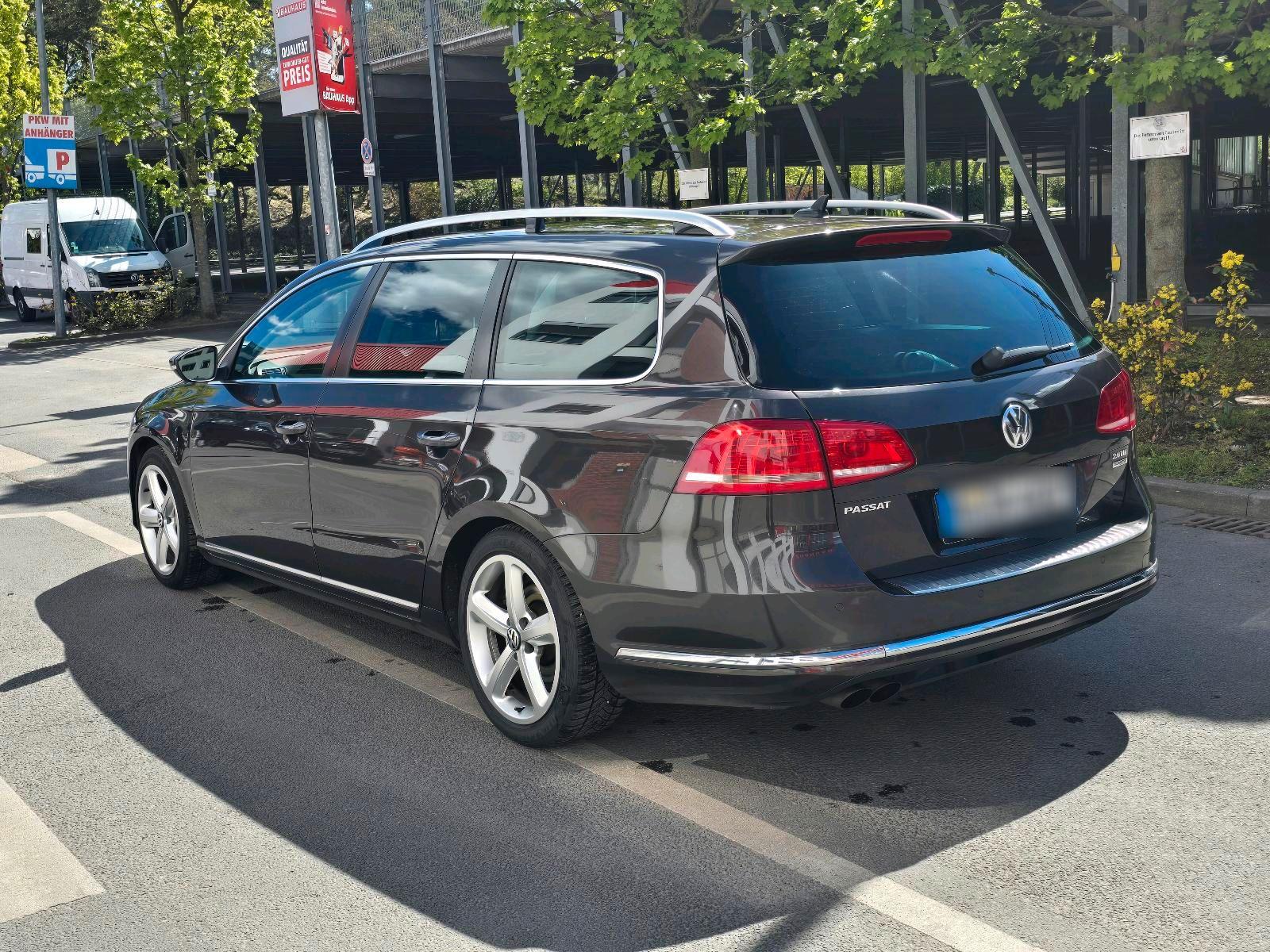 Volkswagen Passat 2011 — photo 9
