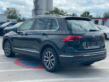 Volkswagen Tiguan - 4