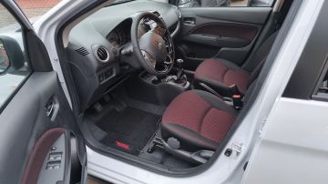 Bild 5 Mitsubishi Space Star Select+ Black1.2 MIVEC 5G. Kamera