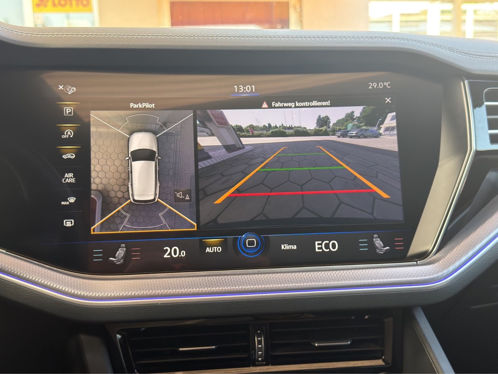 Volkswagen Touareg R-Line 4M 4.0 TDI V8 Last-Edition 23 MB foto 22