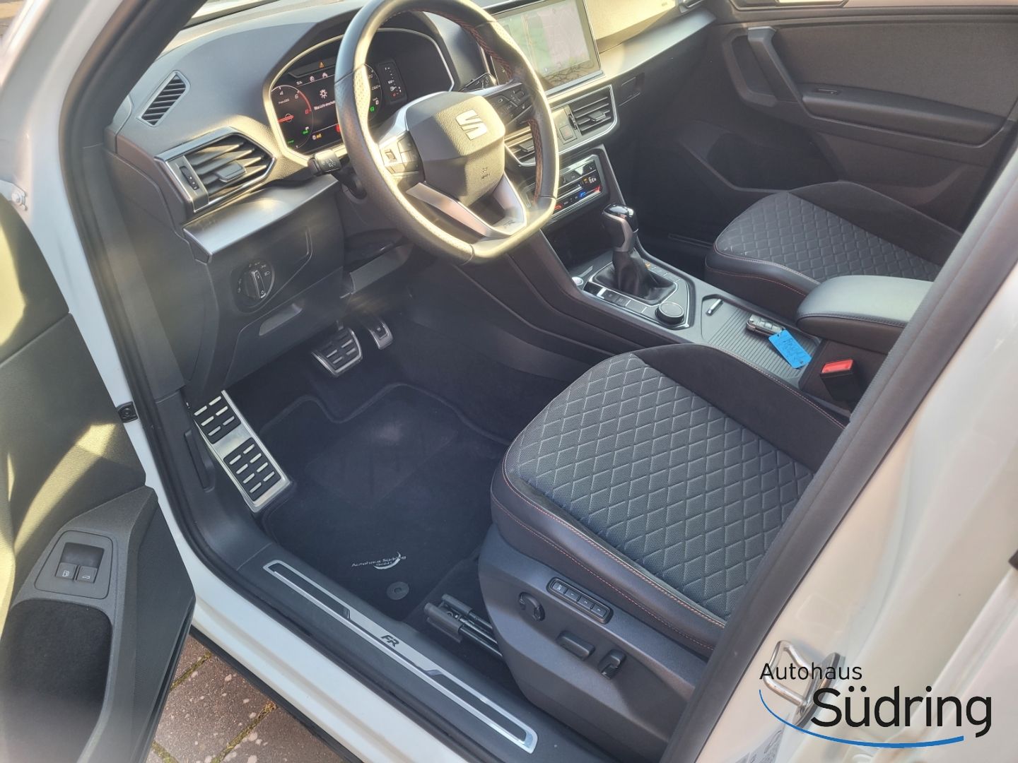 Tarraco e-Hybrid FR DSG AHK Navi 360 Kamera ACC