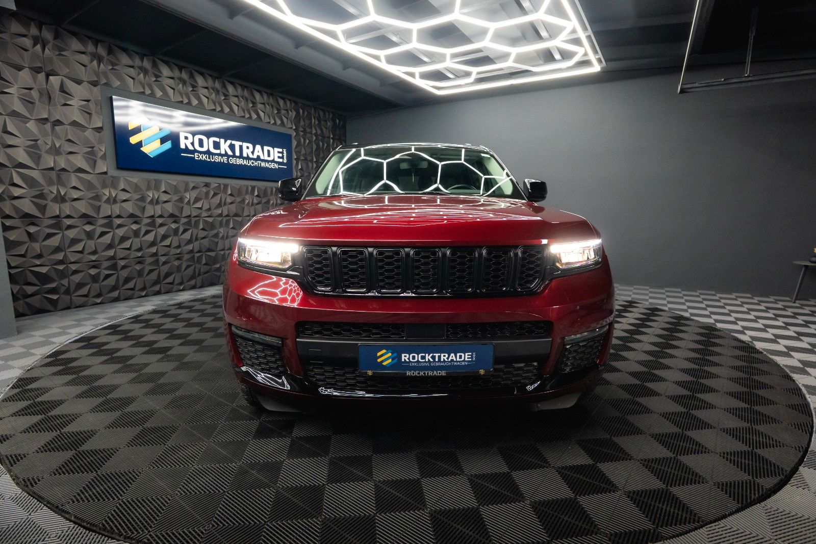 Fahrzeugabbildung Jeep Grand Cherokee 3.6 4x4 LIMITED L Modell 2022 ACC