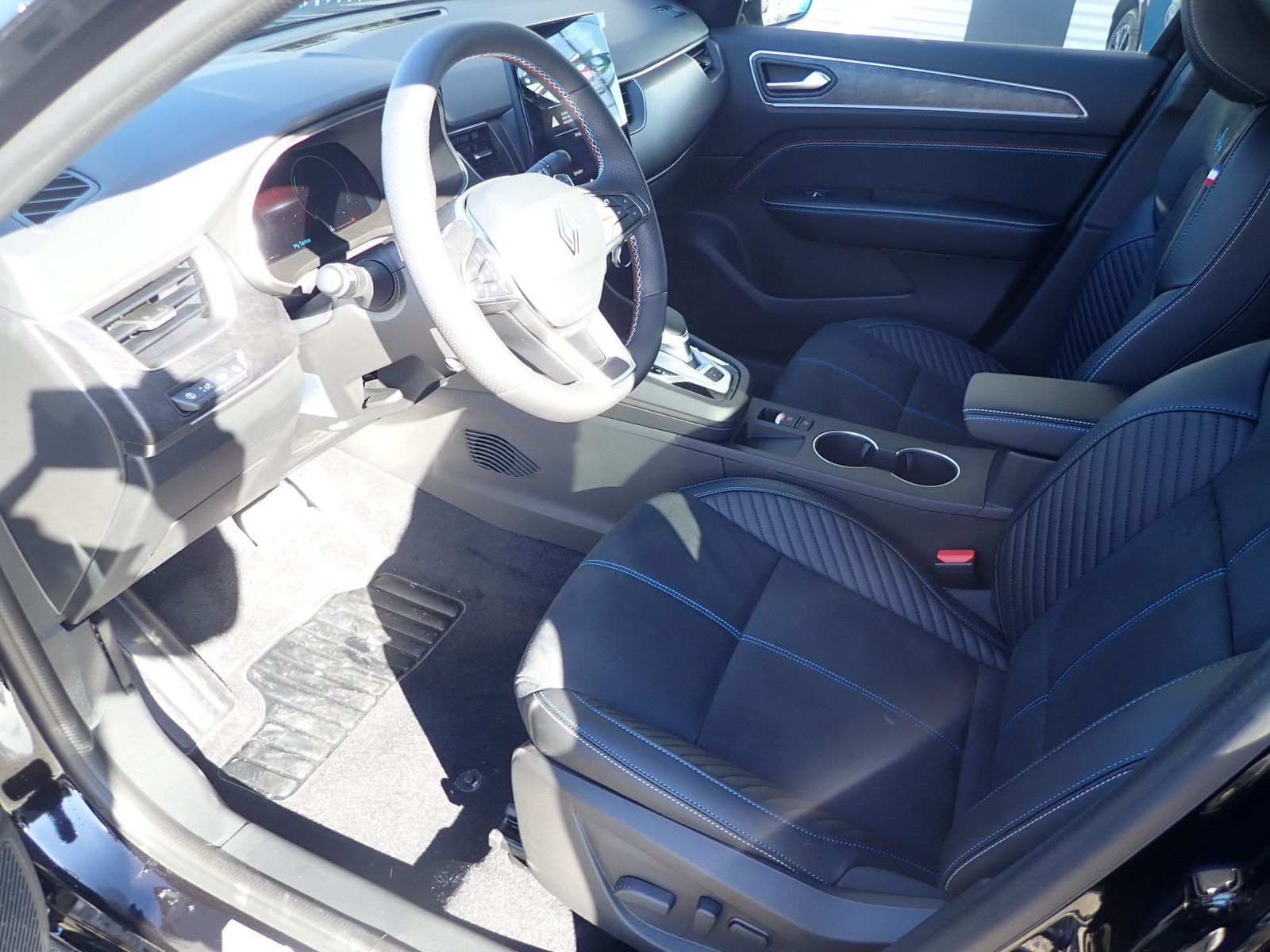 Fahrzeugabbildung Renault Arkana ESPRIT ALPINE Mild Hybrid 160 EDC