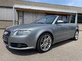 Audi A4 Cabriolet 2.0 TFSI S line Sport / Plus - Audi A4 aus 2008: Line