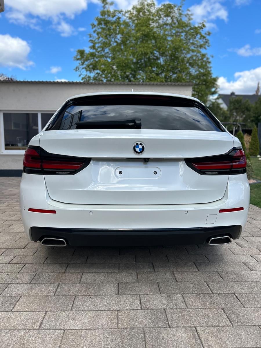 BMW 530d xDrive Touring LCI Navi Kamera 