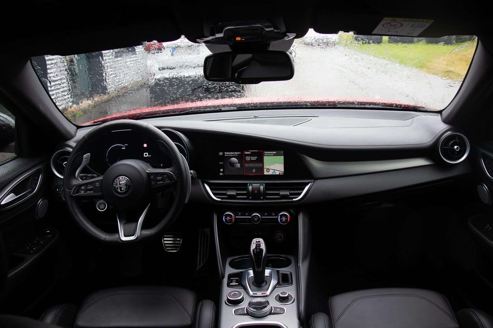Fahrzeugabbildung Alfa Romeo Giulia MY23 Veloce 2.0T Vom AR Vertragshändler