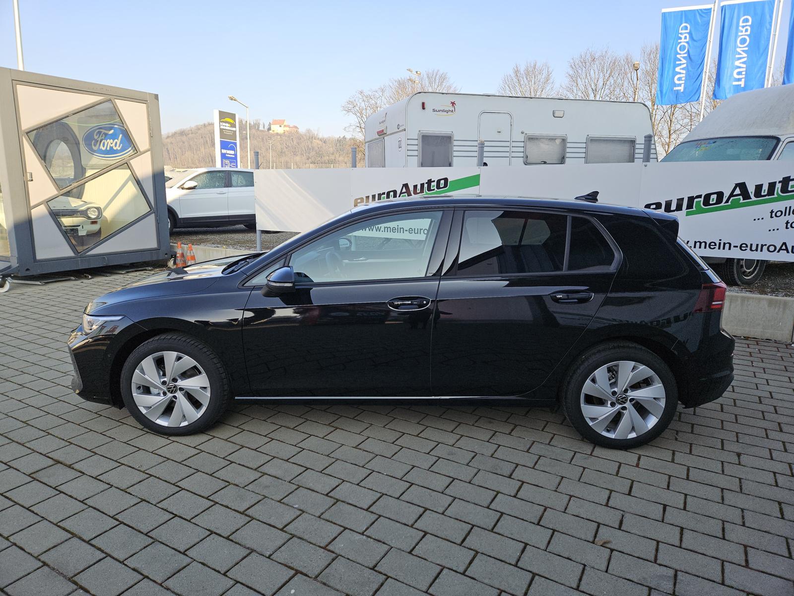 Volkswagen Golf 8 Life 4-türig 1.5 TSi Kamera Parkassist, миниатюра 2