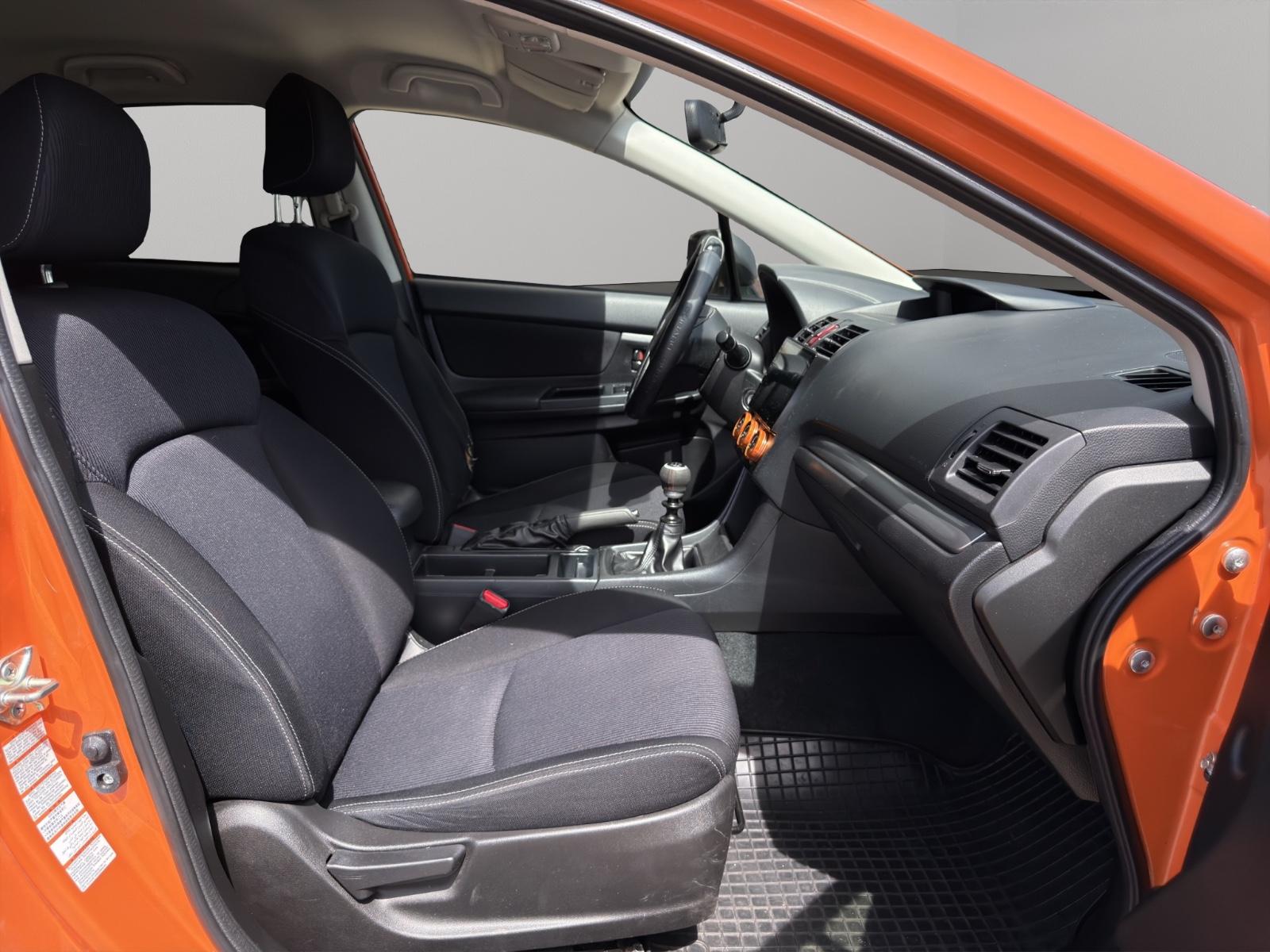 Subaru XV 2012 — photo 18