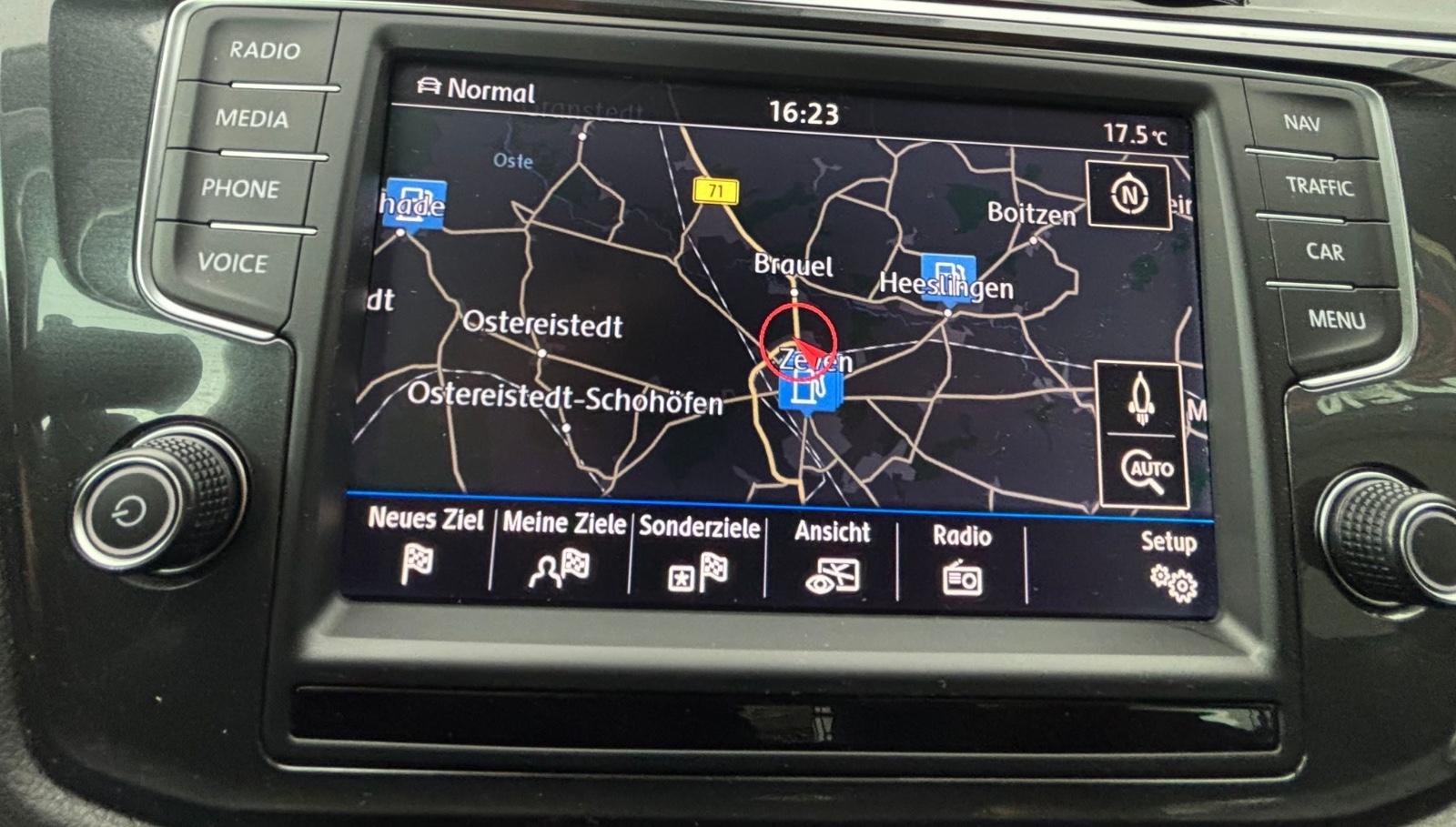 Volkswagen Tiguan Highline 2.0 TSI 179 ch DSG 4Motion / ACC / Caméra de recul / LED / Attelage pivotant