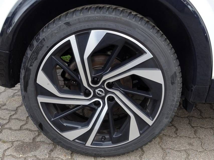 Fahrzeugabbildung Nissan Qashqai 1.3 DIG-T MHEV Automatik Tekna+ ALW