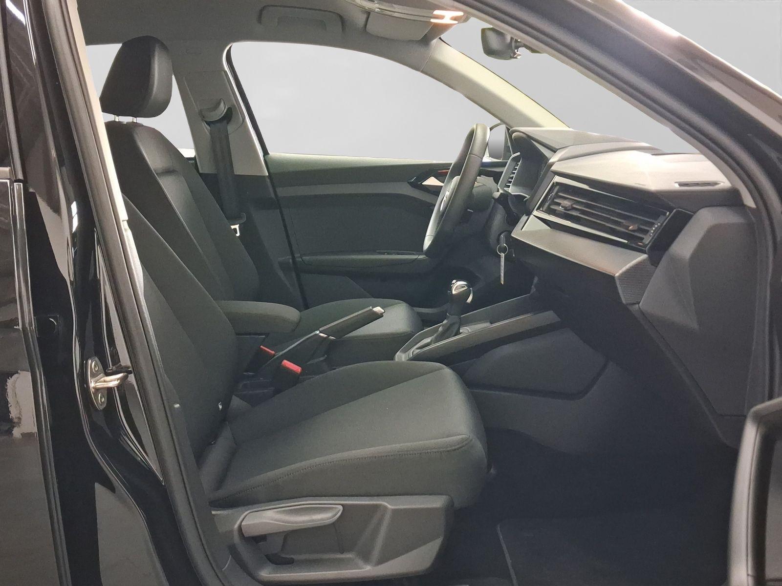 Audi A1 Sportback 25 TFSI ADVANCED LM16 SITZHZG PDC, миниатюра 4