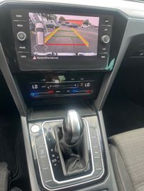 Volkswagen Passat Variant - 10