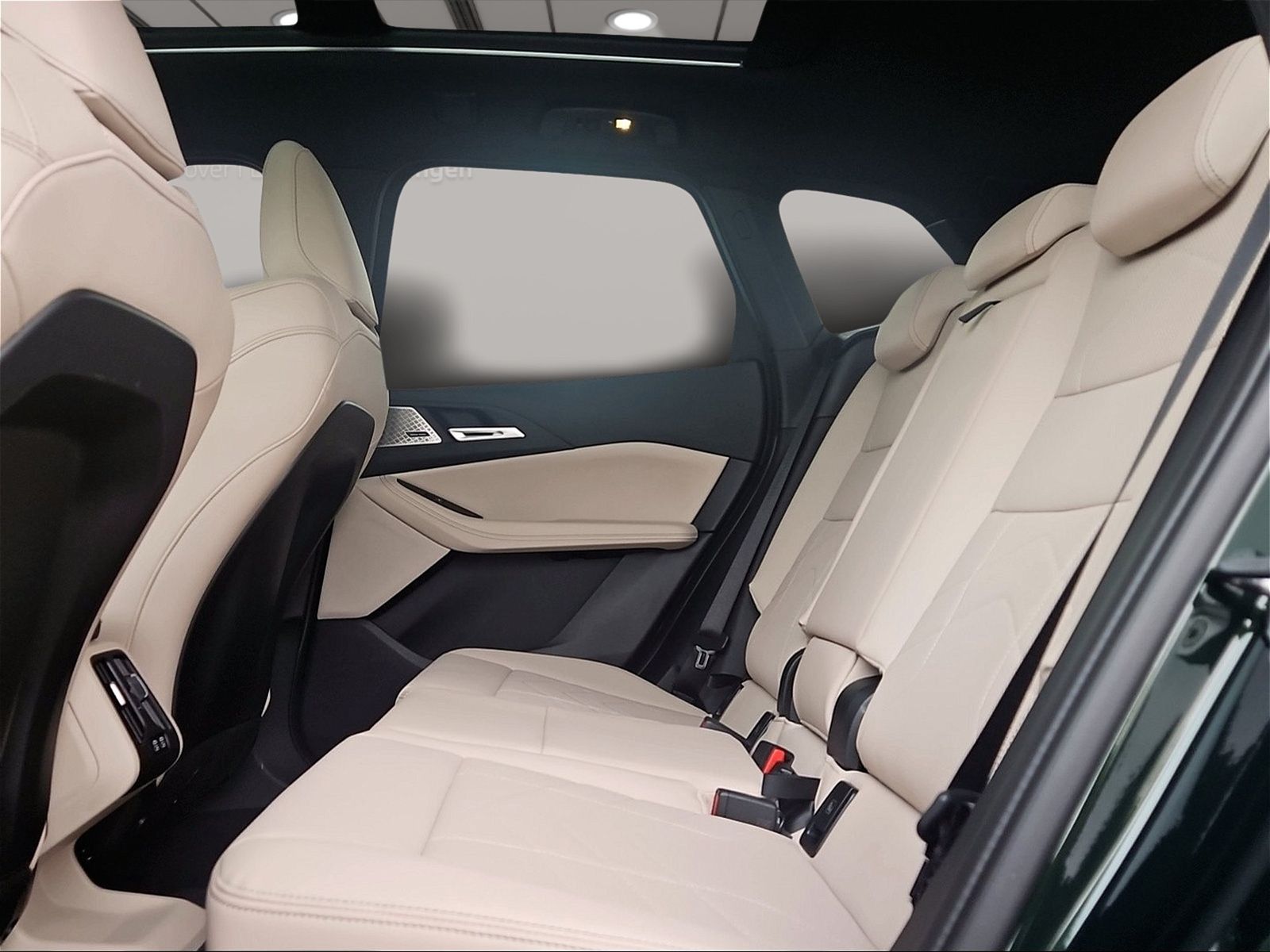 BMW 223 Active Tourer - Bild 9