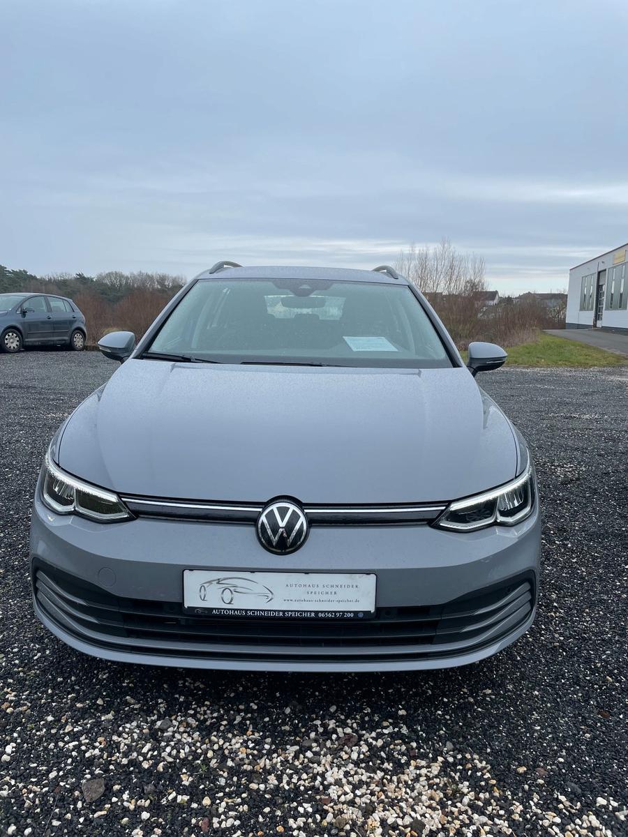 Volkswagen Golf VIII 1.0 TSI  Life Variant