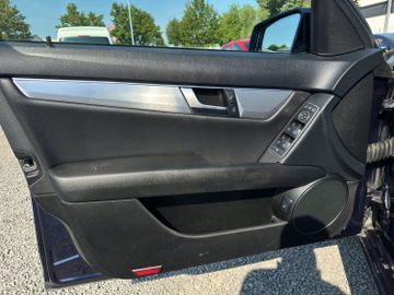 Mercedes C 220 - 12